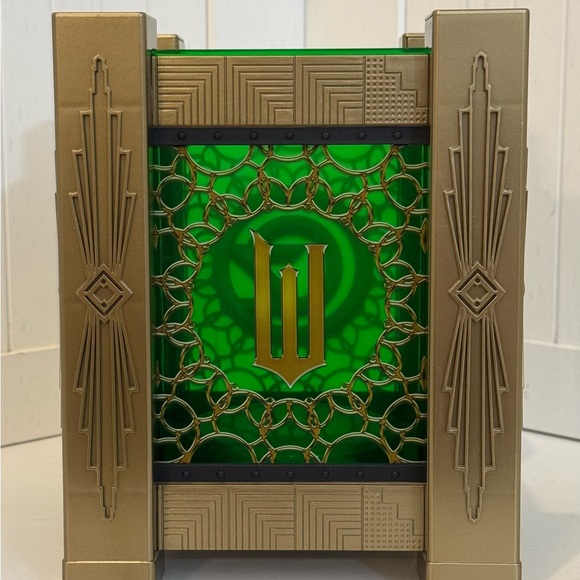 WICKED LIGHT UP Lantern Popcorn Bucket (Regal Exclusive) - NEW SEALED - Picture 5 of 8